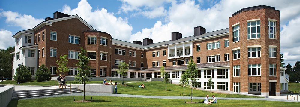 A róla elnevezett "Kemeny Hall" a  Dartmouth Egyetemen napjainkban